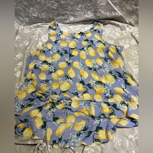 Torrid blue lemon print blouse 2X twist front ruffle